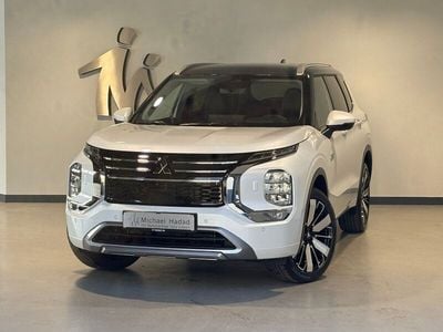 Gebraucht Mitsubishi Outlander P-HEV Top 306 PS (225 kW) 2025 Weiß SUV