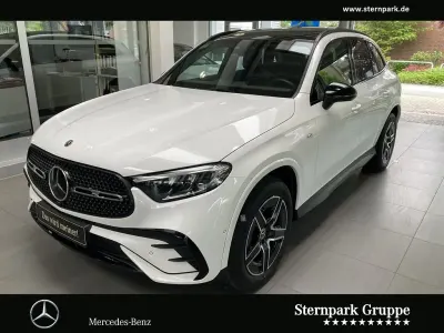 Gebraucht Mercedes GLC300de AMG 197 PS (144 kW) 2025 Weiß SUV