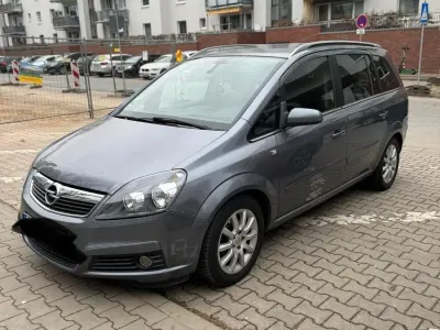 Gebraucht Opel Zafira Edition 150 PS (110 kW) 2006 Silber Van / Kleinbus