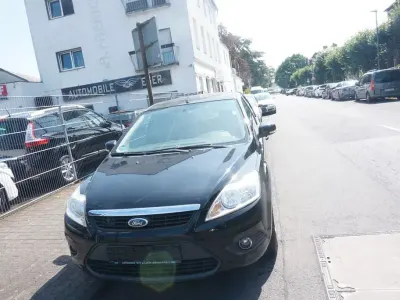 Gebraucht Ford Focus Style 125 PS (91 kW) 2008 Schwarz Limousine