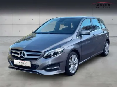 Używany Mercedes B180 109 KM (80 kW) 2018 Szary Minivan