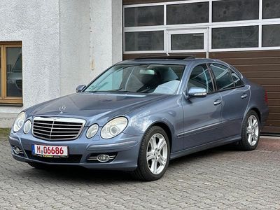 Gebraucht Mercedes E280 Avantgarde 231 PS (169 kW) 2006 Blau Limousine