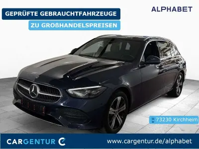 Gebraucht Mercedes C200 Avantgarde 163 PS (119 kW) 2023 Blau Kombi