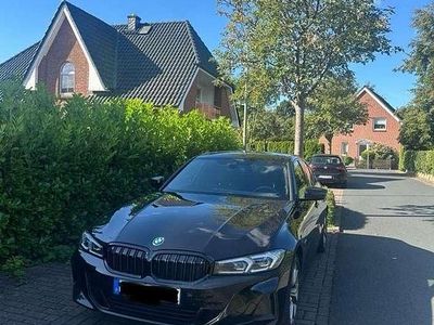 Gebraucht BMW 320e 163 PS (119 kW) 2022 Schwarz Limousine