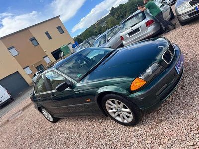 BMW 323