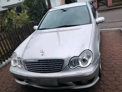 Gebraucht Mercedes C270 170 PS (125 kW) 2003 Silber Limousine