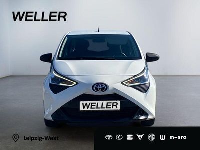 Gebraucht Toyota Aygo X-play 72 PS (52 kW) 2021 Weiß Kleinwagen