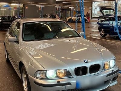 Gebraucht BMW 528 193 PS (141 kW) 1998 Silber Limousine