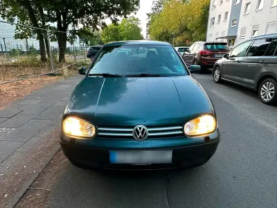 Gebraucht VW Golf IV 131 PS (96 kW) 2002 Grün Kleinwagen