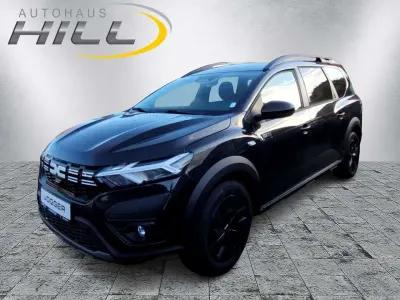 Gebraucht Dacia Jogger Expression 110 PS (80 kW) 2025 Perlmuttschwarz metallic Van / Kleinbus