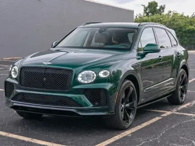 Gebraucht Bentley Bentayga 551 PS (405 kW) 2021 Grün SUV