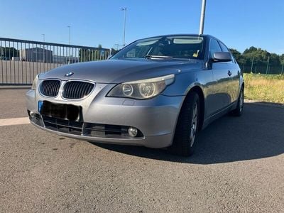 BMW 525