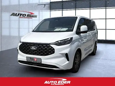 Gebraucht Ford Tourneo Custom Titanium 170 PS (125 kW) 2026 Weiß Van