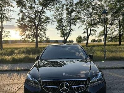Gebraucht Mercedes E220 Avantgarde 170 PS (125 kW) 2014 Limousine
