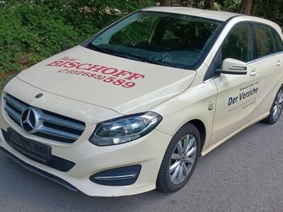 Mercedes B200