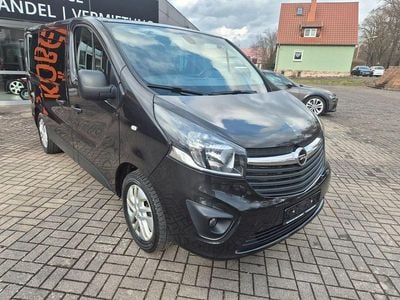 Gebraucht Opel Vivaro 145 PS (106 kW) 2018 Schwarz Van / Kleinbus
