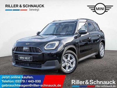 Midnight black Gebraucht 2024 Mini Cooper D Countryman SUV | 34.900 € (Fairer Preis)