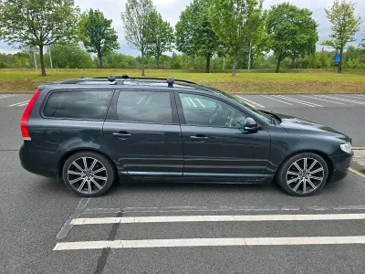 Gebraucht Volvo V70 181 PS (133 kW) 2015 Grau Kombi