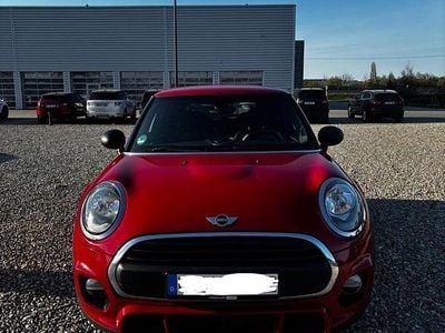 Rot Gebraucht 2018 Mini ONE Kleinwagen | 11.000 € (Guter Preis)