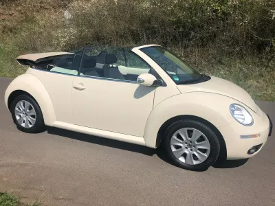 Gebraucht VW New Beetle Cabriolet 105 PS (77 kW) 2009 Beige Cabrio
