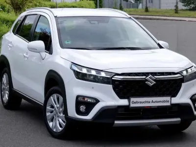 Gebraucht Suzuki SX4 102 PS (75 kW) 2024 Weiß SUV