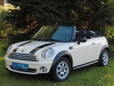 Usata Mini Cooper Cabriolet Pepper 120 CV (88 kW) 2009 Bianco Cabrio