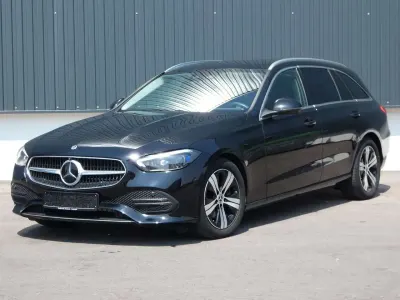 Gebraucht Mercedes C220 200 PS (147 kW) 2022 Obsidianschwarz Kombi