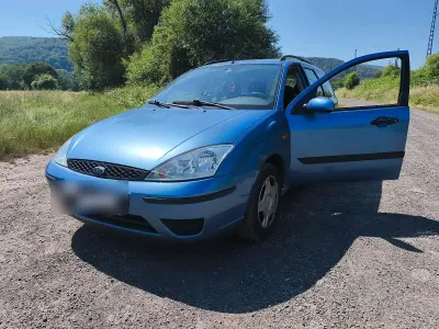 Gebraucht Ford Focus Ghia 100 PS (73 kW) 2003 Blau Kombi