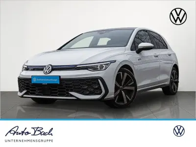 Gebraucht VW Golf VIII GTE 272 PS (200 kW) 2024 Pure white/schwarz Limousine