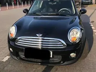 Gebraucht Mini Cooper D 148 PS (108 kW) 2010 Schwarz Kleinwagen