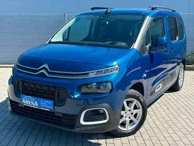 Gebraucht Citroën Berlingo 131 PS (96 kW) 2020 Blau Van / Kleinbus