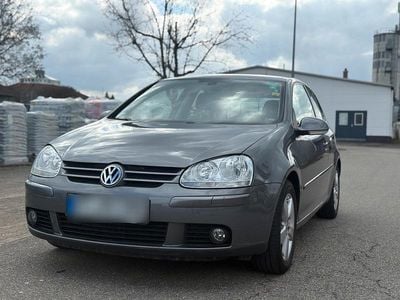 Gebraucht VW Golf V 122 PS (89 kW) 2008 Grau Kleinwagen