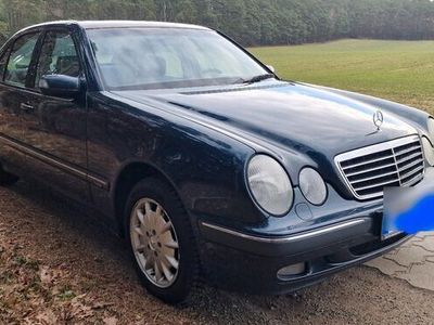 gebraucht Mercedes 220 E Klasse W210CDI Autom Klima Sitzhzg SD Tüv