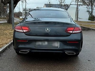 Gebraucht Mercedes C300 AMG line 258 PS (189 kW) 2019 Andere farben Coupé