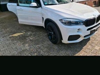 gebraucht BMW X5 40D xDrive M-Packet, Motor sehr guten Zustand