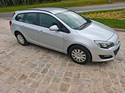 Gebraucht Opel Astra 110 PS (80 kW) 2026 Silber Kombi