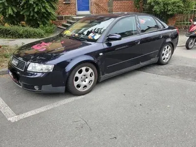 Gebraucht Audi A4 Performance 131 PS (96 kW) 2003 Blau Limousine