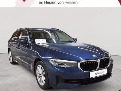 Gebraucht BMW 530 Sport Line 286 PS (210 kW) 2023 Phytonicblau metallic Kombi