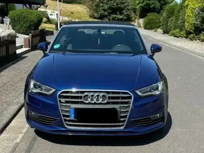 Używany Audi A3 Cabriolet Ambiente 140 KM (102 kW) 2014 Niebieski Kabriolet