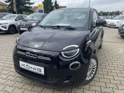 Gebraucht Fiat 500e 86 kW (118 PS) 2023 Schwarz Kleinwagen