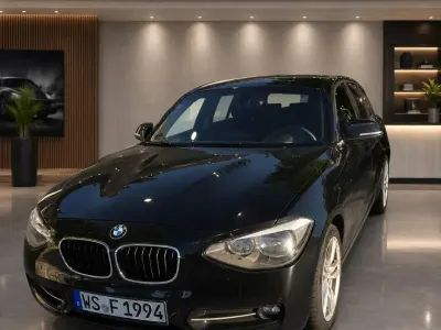Gebraucht BMW 116 Sport Line 136 PS (100 kW) 2012 Schwarz Kleinwagen