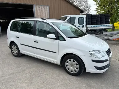 Gebraucht VW Touran Conceptline 105 PS (77 kW) 2007 Weiß Van / Kleinbus