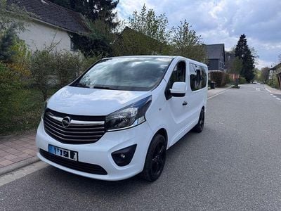 Usata Opel Vivaro 140 CV (102 kW) 2015 Bianco Monovolume