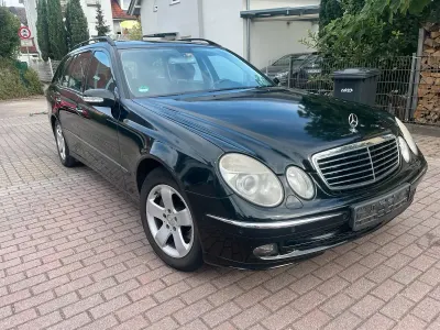 Gebraucht Mercedes E280 Avantgarde 177 PS (130 kW) 2004 Schwarz Kombi