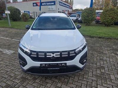 Weiß Gebraucht 2023 Dacia Jogger Extreme Van / Kleinbus | 17.994 € (Fairer Preis)
