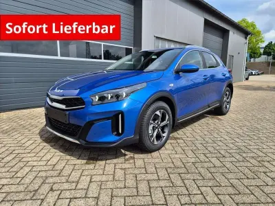 Neu Kia XCeed 150 PS (110 kW) 2026 Blueflame metallic SUV