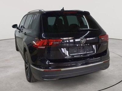 Gebraucht VW Tiguan Active 245 PS (180 kW) 2022 Schwarz SUV