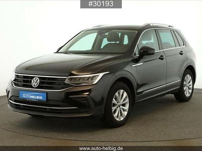 Gebraucht VW Tiguan Life 150 PS (110 kW) 2022 Schwarz SUV