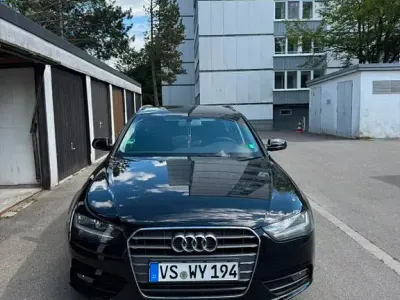 Gebraucht Audi A4 Comfort 143 PS (105 kW) 2012 Schwarz Kombi