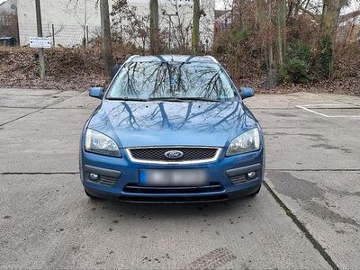 Gebraucht Ford Focus 107 PS (78 kW) 2005 Blau Kombi